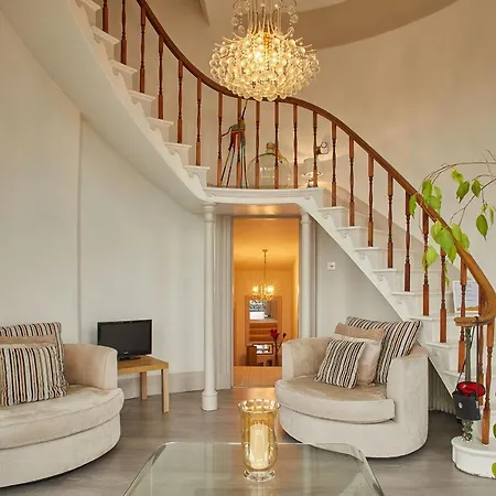 Apartman Host & - The Observatory *